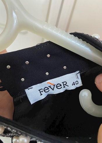 Zincir Detaylı Siyah Mini V Yaka Abiye Elbise - Görsel 6