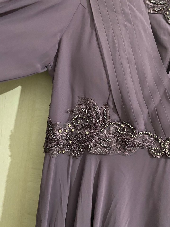 Mor Uzun Kollu Nakışlı Kadın Abiye Elbise - Görsel 2