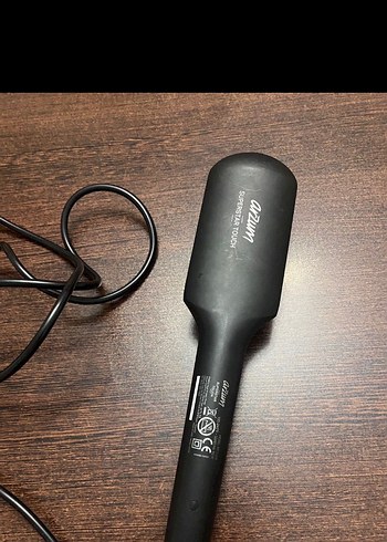 Siyah Saç Düzleştirici Tarak - Görsel 4