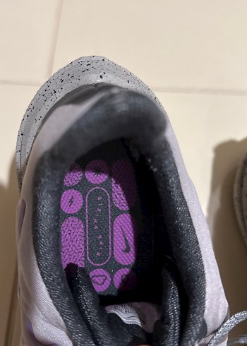 Gri Bağcıklı Nike Kadın Spor Ayakkabı - Görsel 4