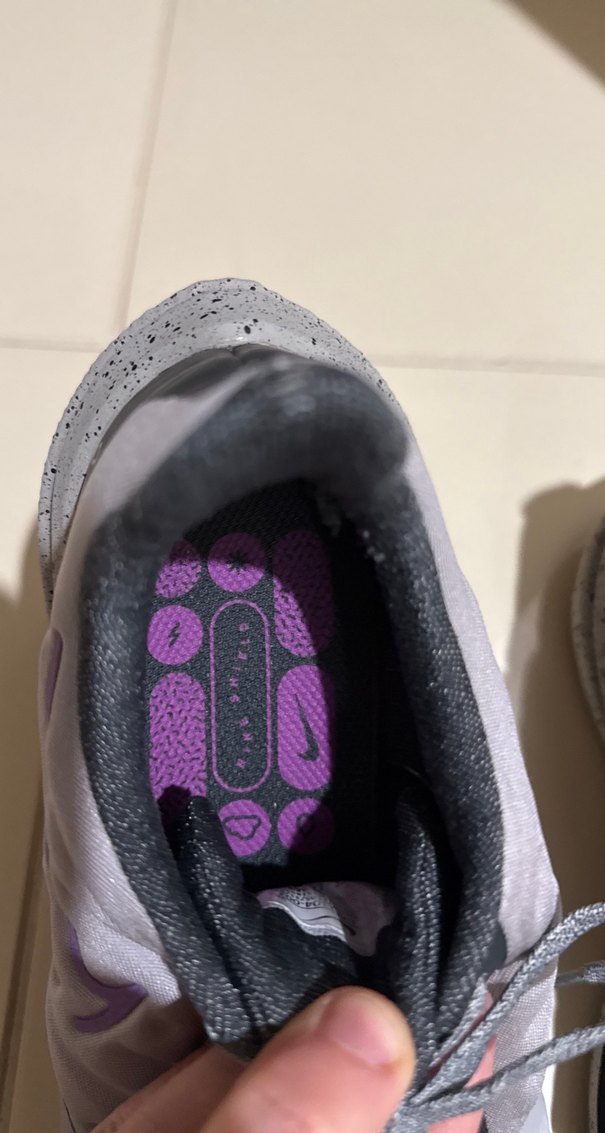 Gri Bağcıklı Nike Kadın Spor Ayakkabı - Görsel 4