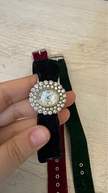 Avon kadın kol saati