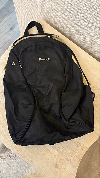 Reebok sırt çantası