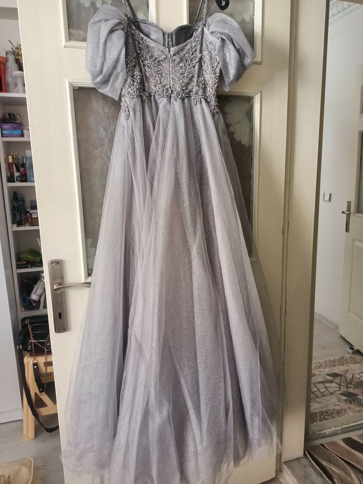 Gri İşlemeli  Uzun Abiye nişanlık  Elbise - Görsel 2