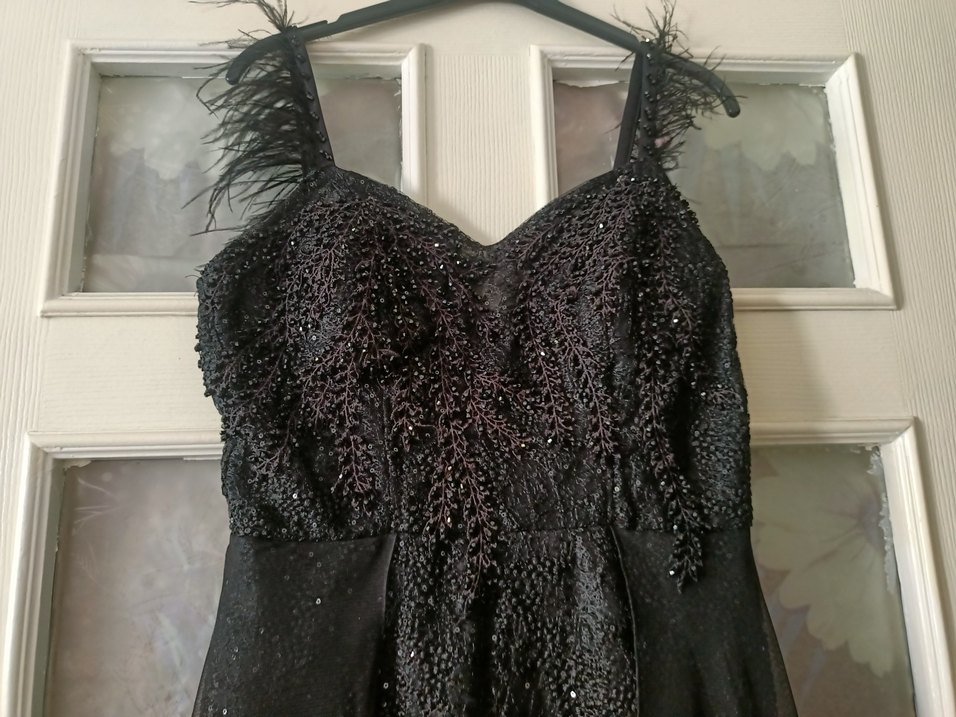 Siyah pullu tül abiye - Görsel 5