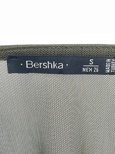 s Beden haki Renk Bershka Bluz %70 İndirimli.