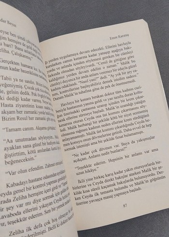  Beden Gece Kadar Beyaz - Emre Karataş Roman