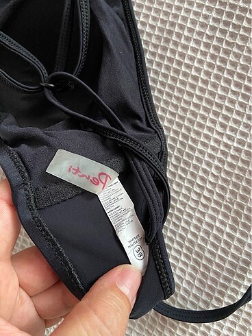m Beden siyah Renk Penti bikini üstü