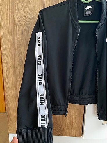 xs Beden siyah Renk Nike eşofman üstü