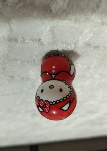 Renkli Kırmızı Hello Kitty Figürü hacıyatmaz