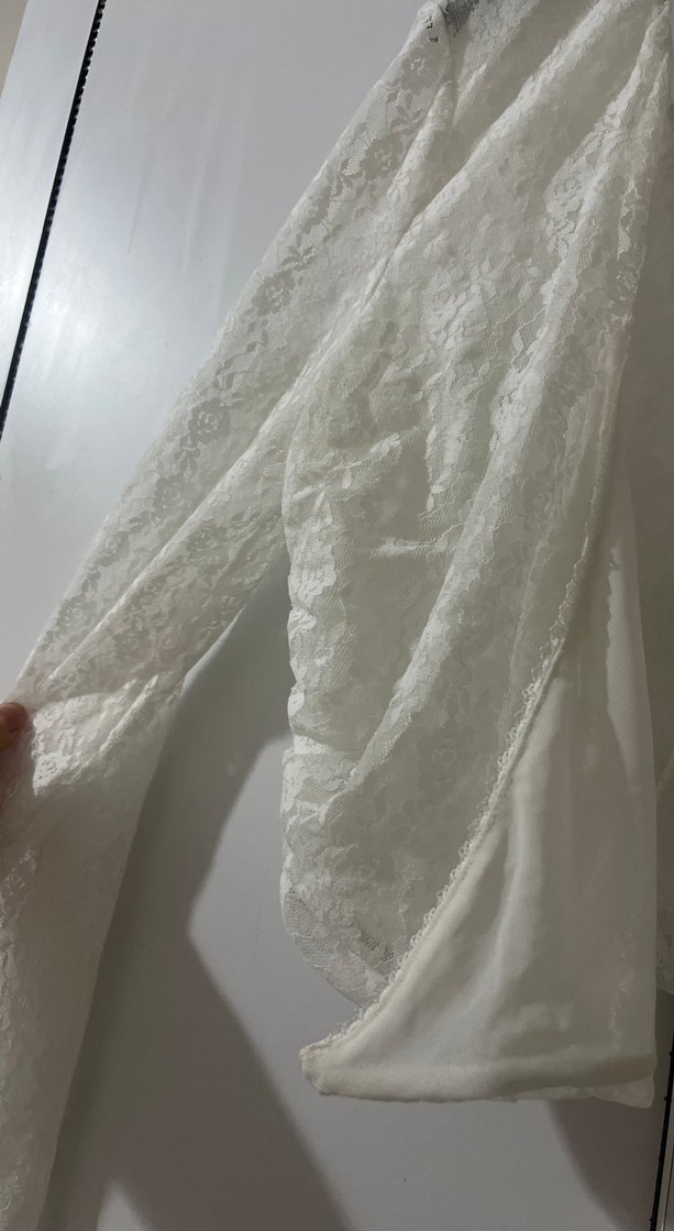 Dantel Detaylı Beyaz Kadın Bluz - Görsel 2