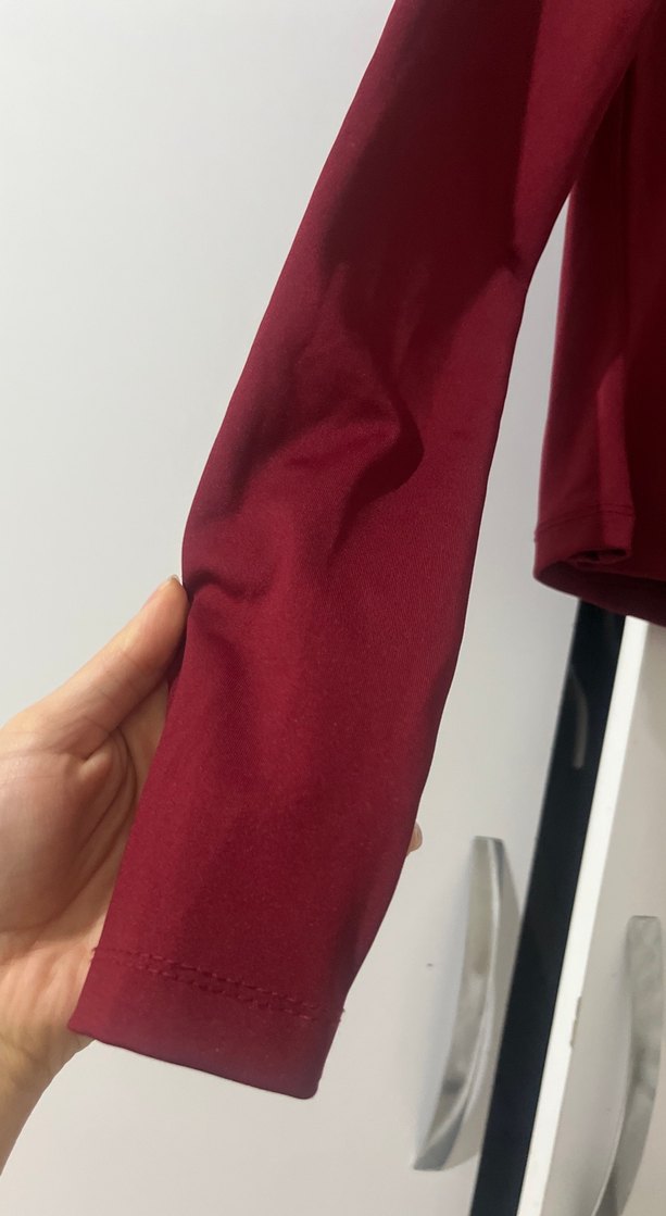 Bordo Uzun Kollu Yüksek Yakalı Kadın Bluz - Görsel 2