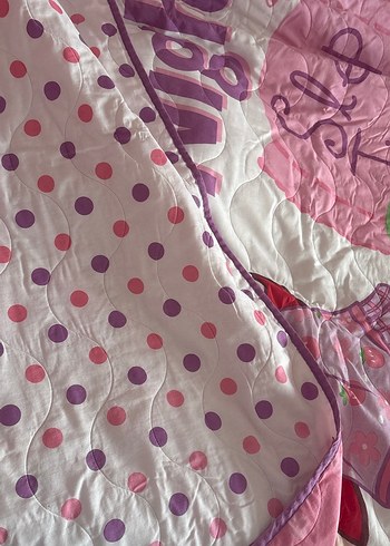 Kız çocuk  yatak örtüsü - Görsel 2