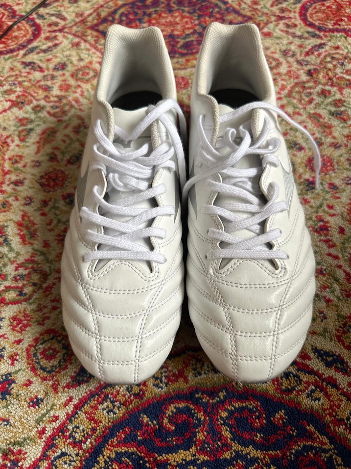 Beyaz Erkek Futbol Ayakkabısı Velcro Detaylı - Görsel 5