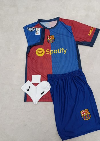 Barcelona Renkli Erkek Kısa Kollu Forma Takımı