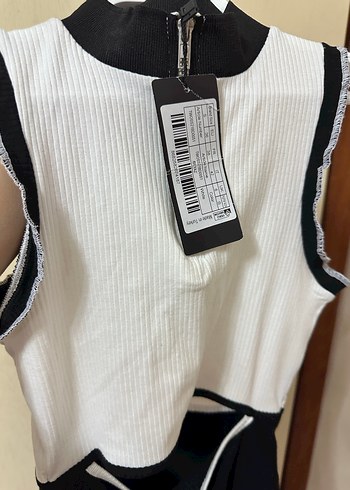 Tasarım Siyah Beyaz bel dekolteli  Kadın Body - Görsel 4