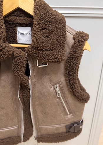 Bershka Kürklü Kahverengi Süet Kadın Yelek