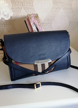 Burberry çanta 