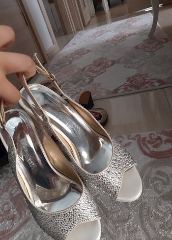 Diğer Beyaz Yılan Desenli Stiletto Topuklu Kadın Ayakkabı