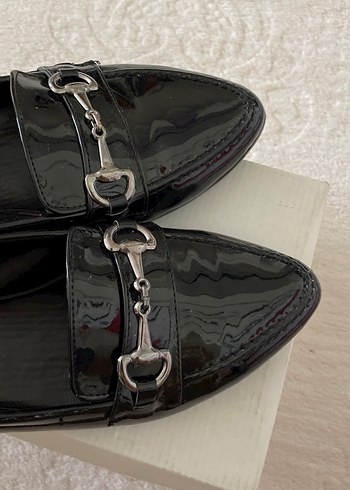 38 Beden Siyah Parlak Tokalı Stiletto Topuklu Kadın Ayakkabı