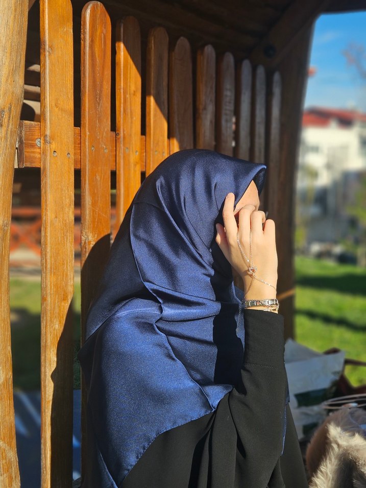 Parlak Mavi Saten Kadın Eşarp  Janjan Özel gün eşarbı - Görsel 2