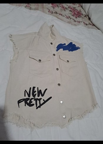 Beyaz Baskılı Kolsuz Denim Ceket - Görsel 2