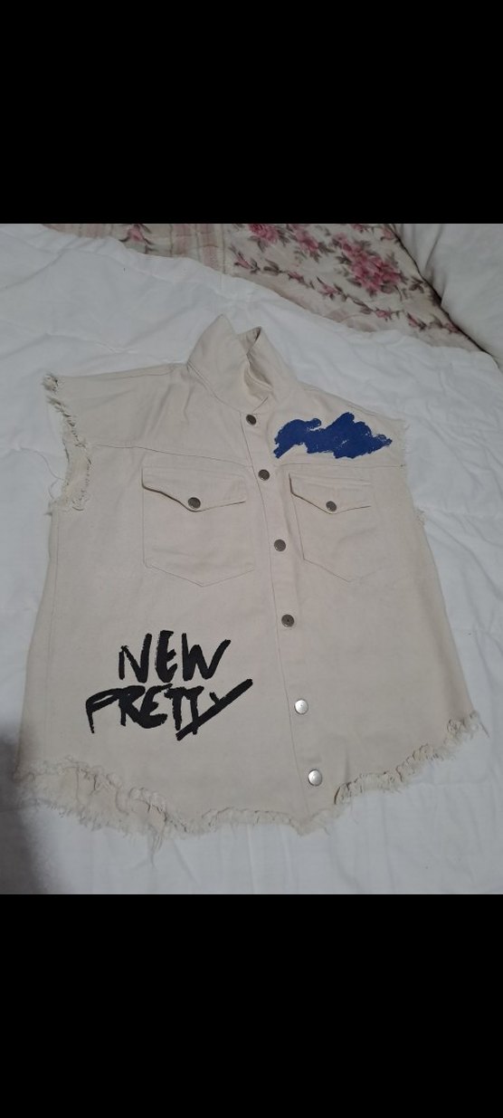 Beyaz Baskılı Kolsuz Denim Ceket - Görsel 2