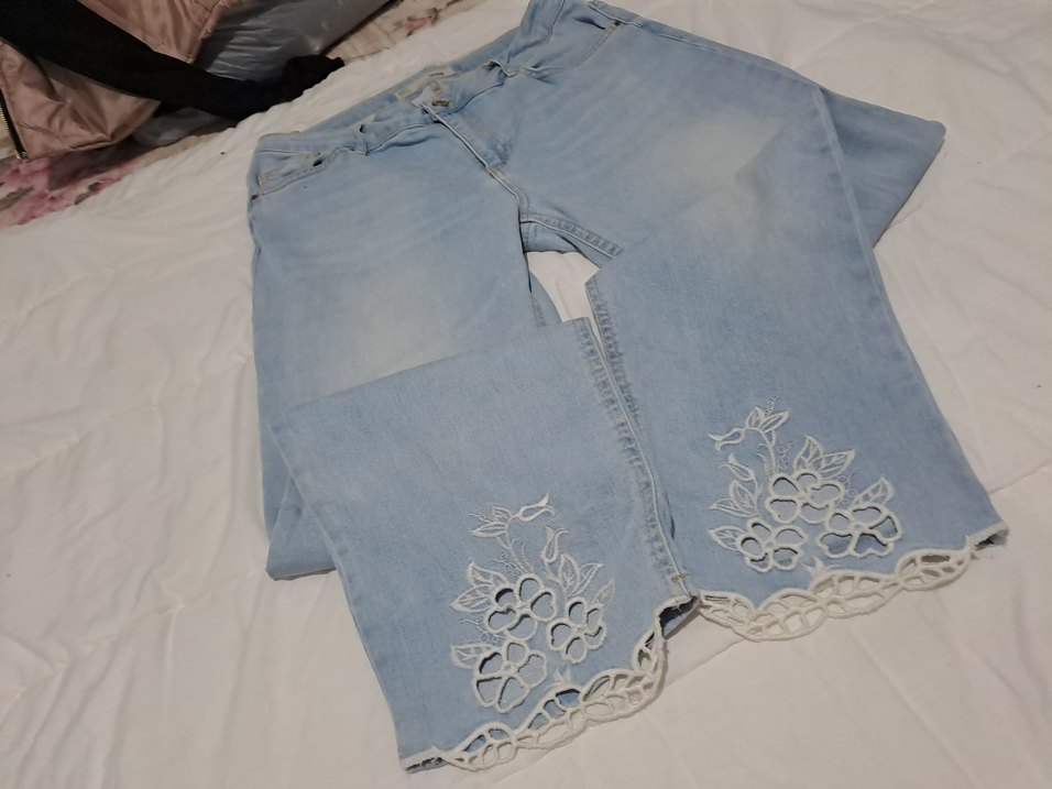 Dantel Detaylı Mavi Kadın Denim Pantolon - Görsel 2