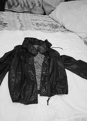 Siyah Düğmeli Deri Kadın Ceket - Görsel 2