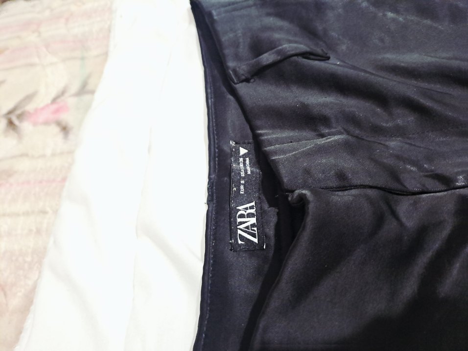 Siyah Kadın Midi Saten Rahat Kesim Pantolon - Görsel 2