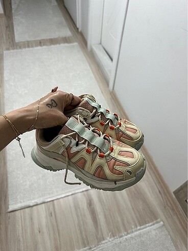Zara spor ayakkabı
