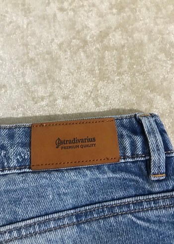 36 Beden Bol Kesim Kot Pantolon