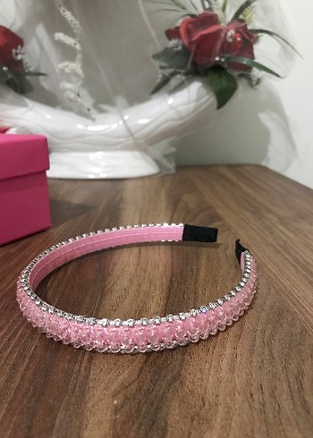 Beden pembe Renk Parlak Taş İşlemeli Pembe Taç