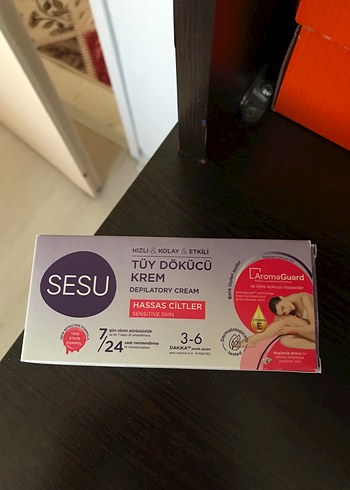 Sesu Hassas Ciltler İçin Tüy Dökücü Krem