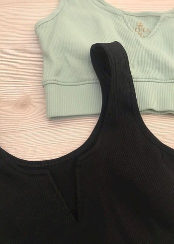 xl Beden Siyah ve Su yeşili V Yakalı Kadın Crop