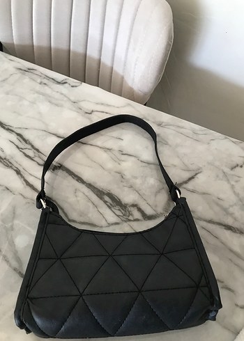 Tokalı Siyah Minimalist Kadın Çanta