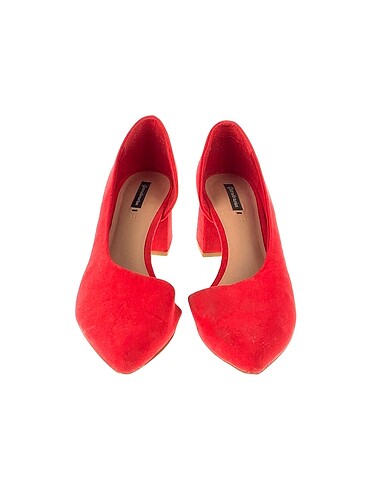 39 Beden Stradivarius Dolgu Topuk %70 İndirimli.