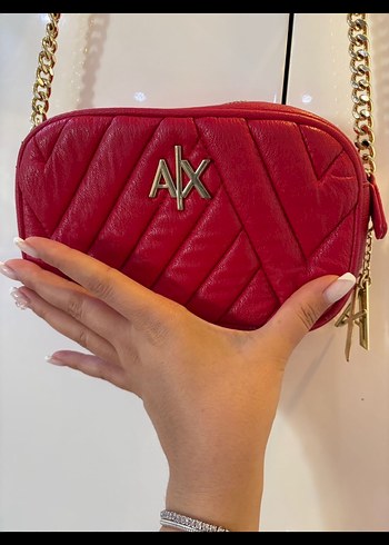 Armani Exchange Kırmızı Zincir Detaylı Deri Kadın Çanta - Görsel 5