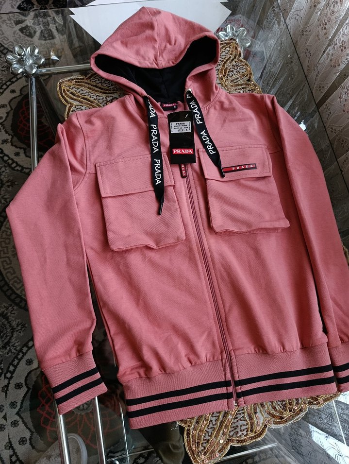 Prada mevsimlik sweatshirt S Beden - Görsel 4