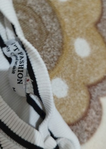 38 Beden Trendy Kadın Beyaz Gri Zebra Desenli Kısa Kollu Tişört