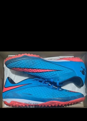 Renkli Erkek Futbol Ayakkabısı Velcro Bağcıklı