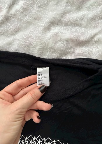 Bohem Tarz Siyah Baskılı Kadın Tişört - Görsel 5