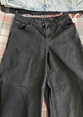 Kadın Siyah Bol Kesim Midi Kot Pantolon - Görsel 2