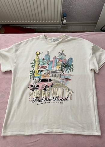 Beyaz Baskılı BERSHKA Kadın Tişört