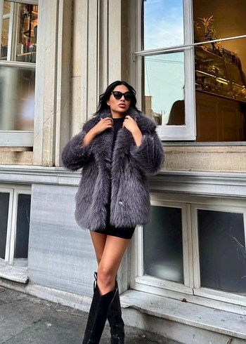 Gri Kadın Kürk Detaylı Midi Mont - Görsel 3