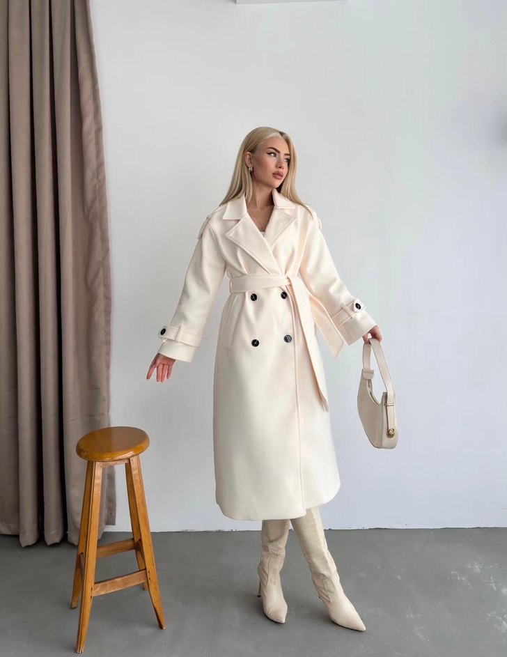 Kadın Beyaz Süet Uzun Kesim kaşe kaban - Görsel 4