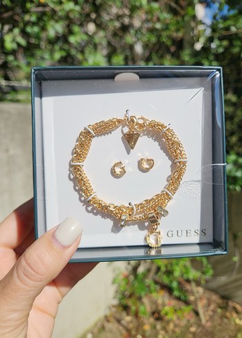 Guess Bileklik ve Küpe Seti