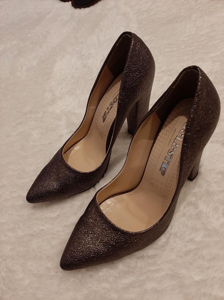 Kahverengi Yılan Desenli Topuklu Ayakkabı - Görsel 2