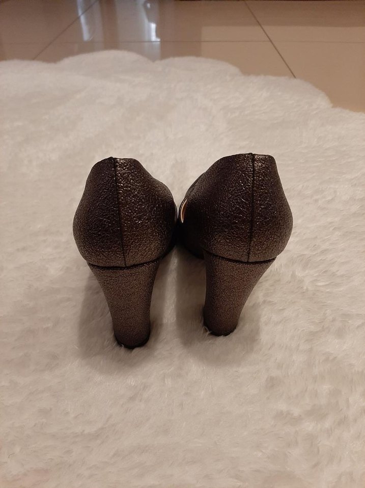 Kahverengi Yılan Desenli Topuklu Ayakkabı - Görsel 3