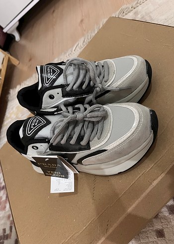 Prada Milano kadın Spor Ayakkabı Beyaz Gri - Görsel 3